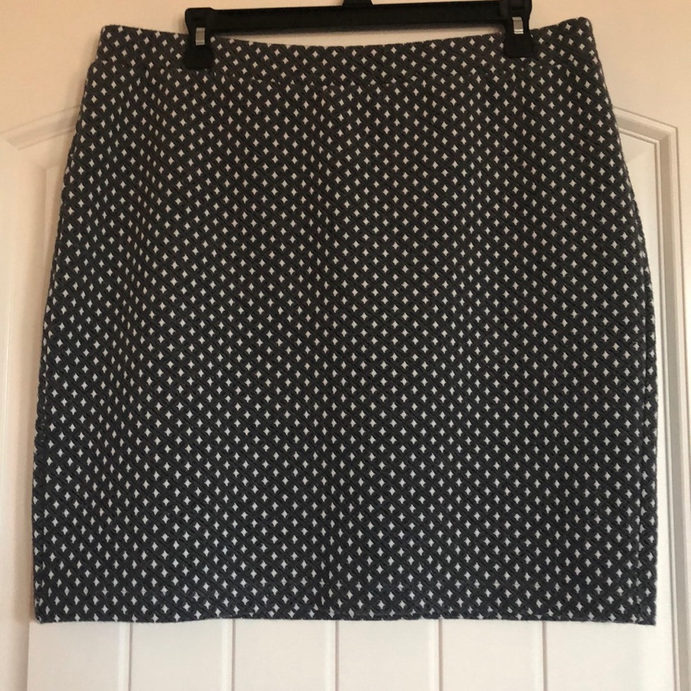 Grey pencil skirt Loft size Large